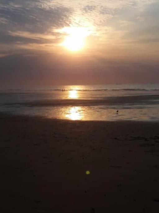 Appart 4 Pers Plage Vue Mer Calais Exterior photo